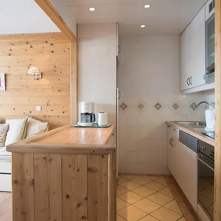 2 Pieces Sud A 500 M Des Pistes Avec Wifi Et Animaux Admis - Fr-1-449-53 Apartment